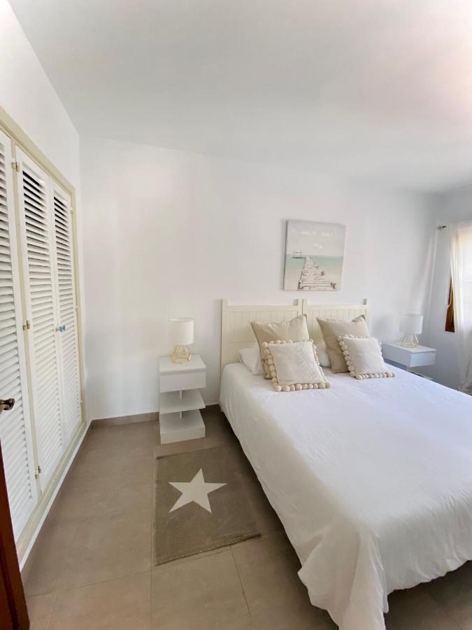 Luminoso Apartamento Para Dos Personas En Cabopino Marbella Exterior photo